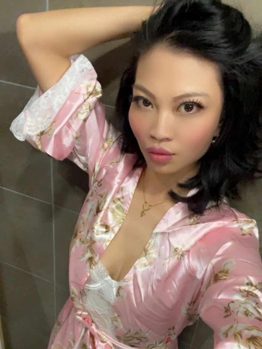 Lorina en pyjama kimono Laly